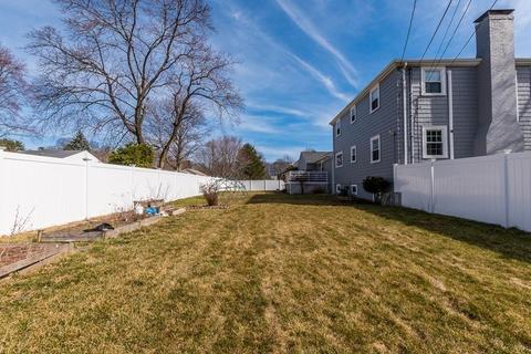 71 Scott Cir, Dedham, MA 02026 photo 41