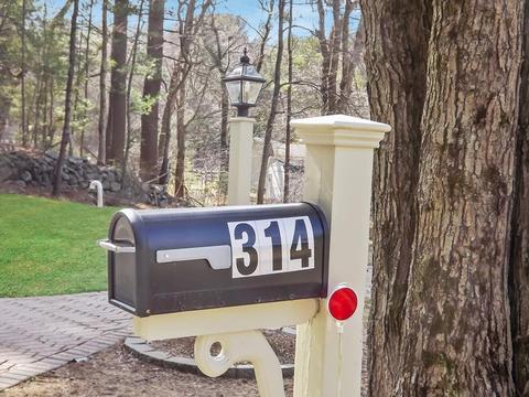 314 Old Post Rd, Sharon, MA 02067 photo 2