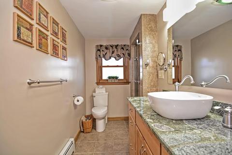 22 Cherry Ave, Stoneham, MA 02180 photo 18