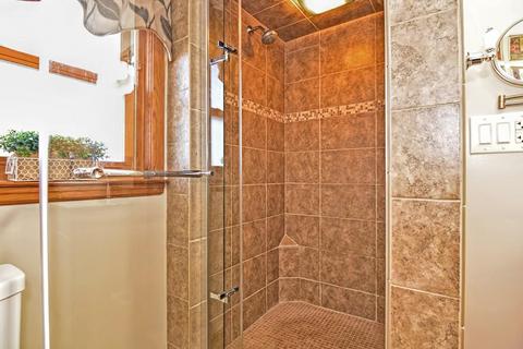 22 Cherry Ave, Stoneham, MA 02180 photo 19