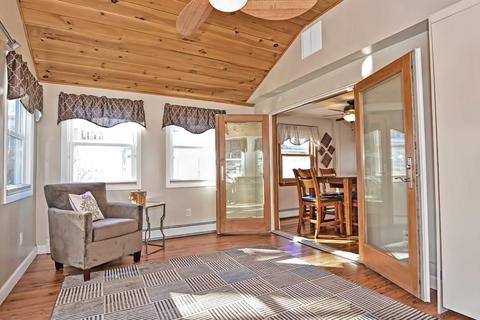 22 Cherry Ave, Stoneham, MA 02180 photo 12
