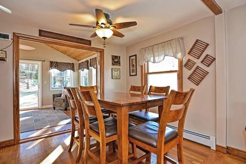 22 Cherry Ave, Stoneham, MA 02180 photo 3