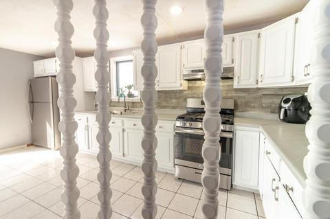 895 Grinnell St, Fall River, MA 02721 photo 8