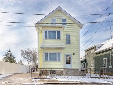 895 Grinnell St, Fall River, MA 02721 photo 1