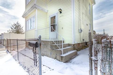 895 Grinnell St, Fall River, MA 02721 photo 3