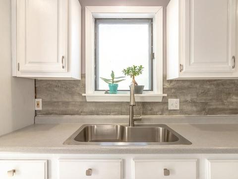 895 Grinnell St, Fall River, MA 02721 photo 9
