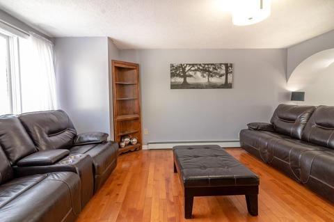 895 Grinnell St, Fall River, MA 02721 photo 17