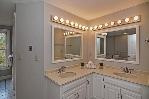 118 Chestnut St, Upton, MA 01568 photo 25