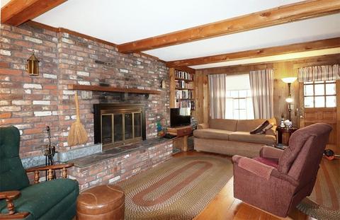 99 Jonquil Dr, Springfield, MA 01119 photo 3