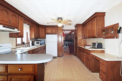 99 Jonquil Dr, Springfield, MA 01119 photo 5