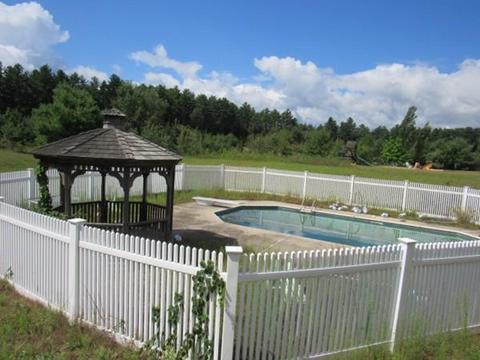 12 Horseshoe Dr, Townsend, MA 01474 photo 4