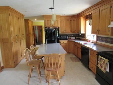 12 Horseshoe Dr, Townsend, MA 01474 photo 6