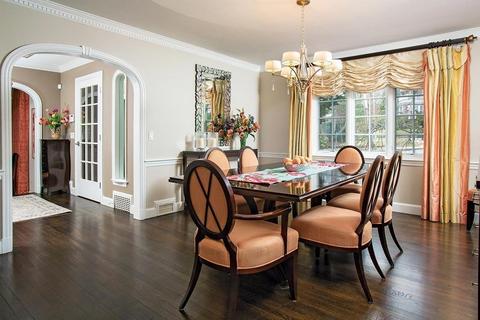 101 Blake Rd, Brookline, MA 02445 photo 12