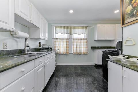 60 Estes St, Everett, MA 02149 photo 16