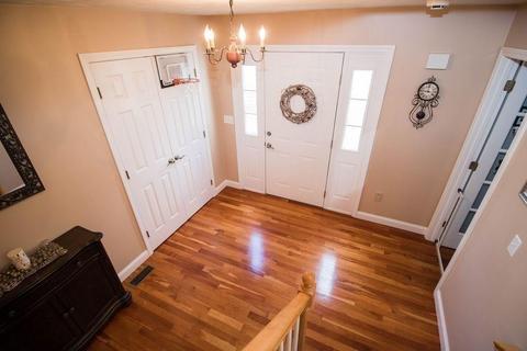 19 Mohawk Rd, Raynham, MA 02767 photo 12