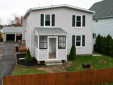 23 Frontenac St, Springfield, MA 01151 photo 1