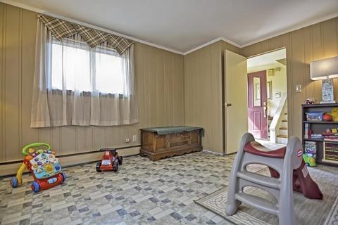 45 Walnut, Millis, MA 02054 photo 23
