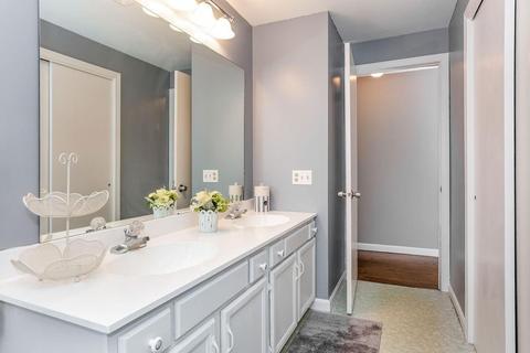 38 Basil Rd, Chicopee, MA 01020 photo 12