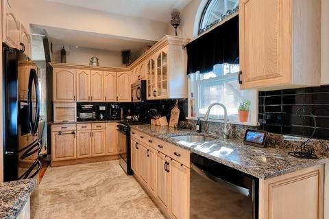 18 Henry St, Everett, MA 02149 photo 3