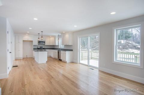 4 Labrador Ln, Hampton, NH 03842 photo 6
