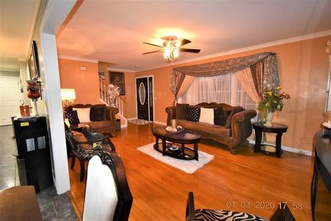 27 Aberdeen Rd, Springfield, MA 01109 photo 13