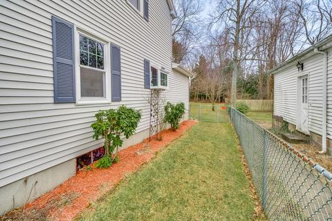 55 Dutchess St, Springfield, MA 01129 photo 14