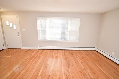 4 Brittany Rd, Springfield, MA 01151 photo 21
