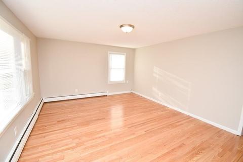 4 Brittany Rd, Springfield, MA 01151 photo 9