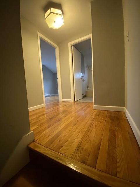 87 Curve St, Springfield, MA 01104 photo 12