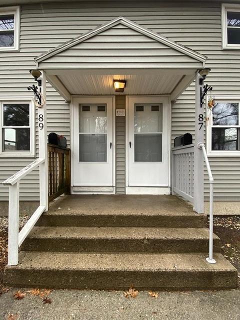87 Curve St, Springfield, MA 01104 photo 4