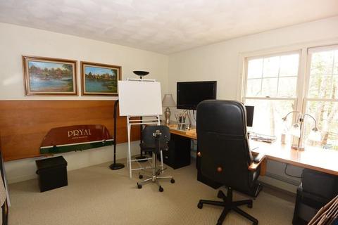 4 Bear Path, Clinton, MA 01510 photo 19