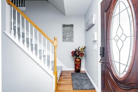 23 Delaware Ave, Springfield, MA 01119 photo 2