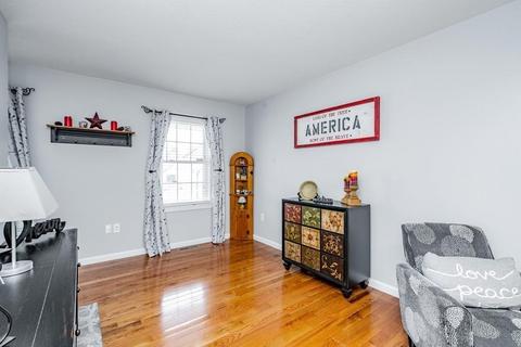 23 Delaware Ave, Springfield, MA 01119 photo 7