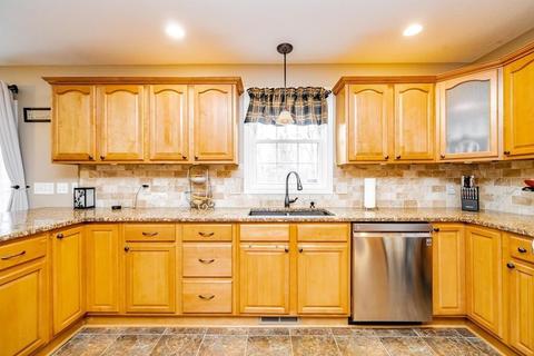 23 Delaware Ave, Springfield, MA 01119 photo 13