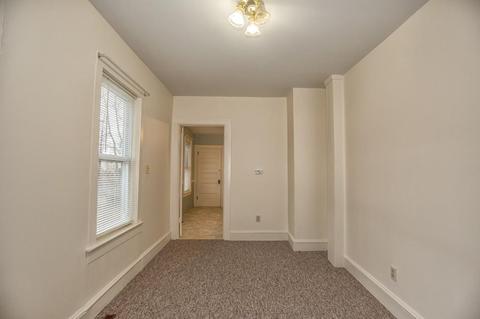 32 E Silver St, Westfield, MA 01085 photo 18