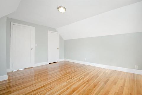 93 Bay State Rd, Chicopee, MA 01020 photo 18