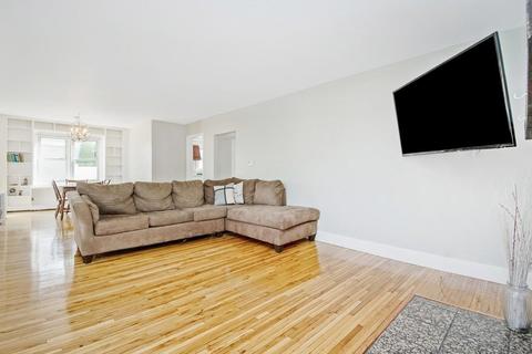 93 Bay State Rd, Chicopee, MA 01020 photo 10