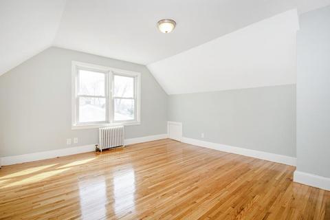 93 Bay State Rd, Chicopee, MA 01020 photo 17