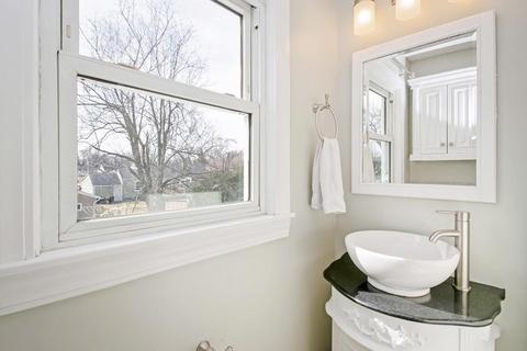 93 Bay State Rd, Chicopee, MA 01020 photo 16