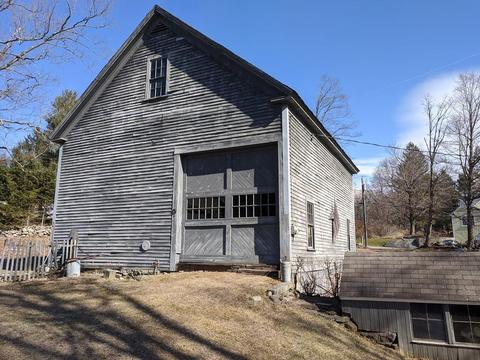32 Maple St, Sterling, MA 01564 photo 4