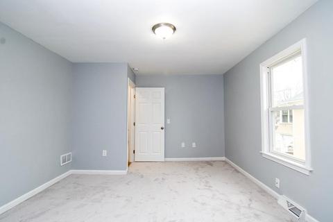 747 White St, Springfield, MA 01108 photo 22