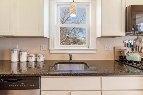 95 Howard St, Reading, MA 01867 photo 12
