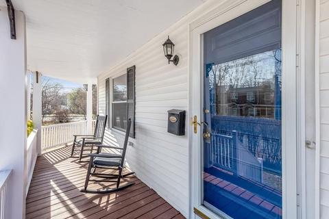 95 Howard St, Reading, MA 01867 photo 4