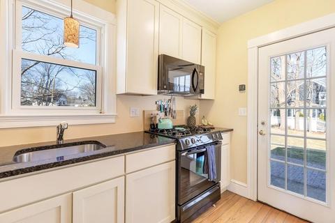 95 Howard St, Reading, MA 01867 photo 13