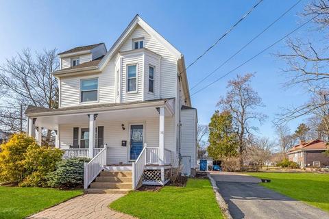 95 Howard St, Reading, MA 01867 photo 1