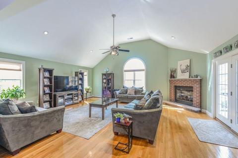 90 Solitude, Taunton, MA 02780 photo 11