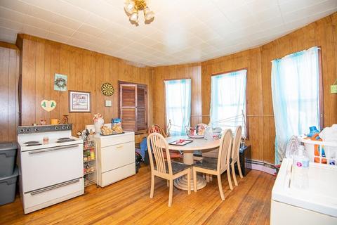 52 Tower St, Worcester, MA 01606 photo 8