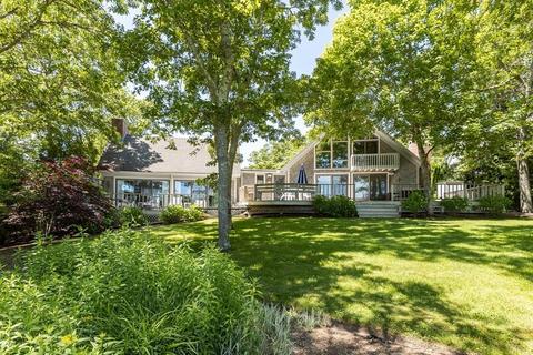 40 Glenneagle Dr, Mashpee, MA 02649 photo 1
