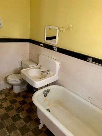 1397 Globe St, Fall River, MA 02721 photo 6