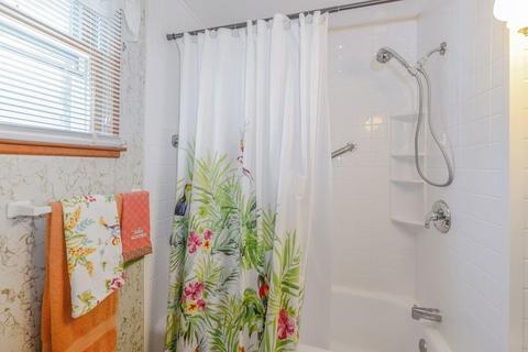 11 Charles St, Wareham, MA 02571 photo 13